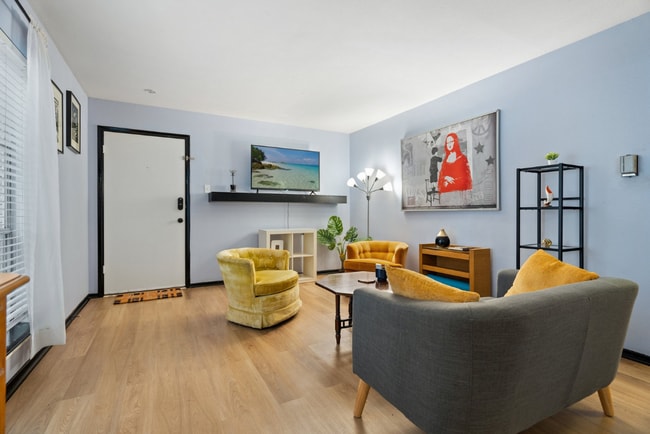 Photo - 5041 Cedar Springs Rd Unit 112