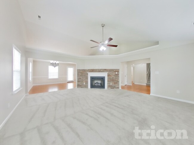 Photo - 2636 Danbury Cir