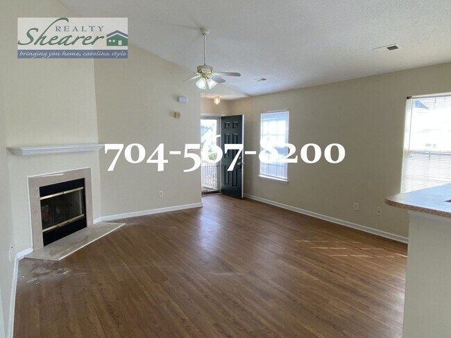 Photo - 3 Bed, 2 Bath Ranch in East Charlotte near...