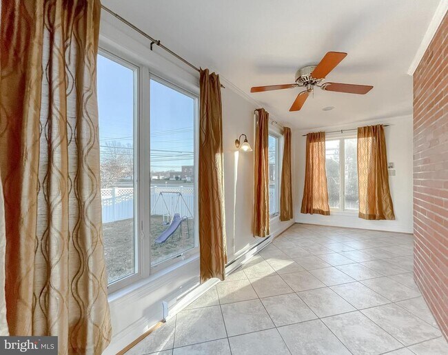 Photo - 23225 Hollywood Rd