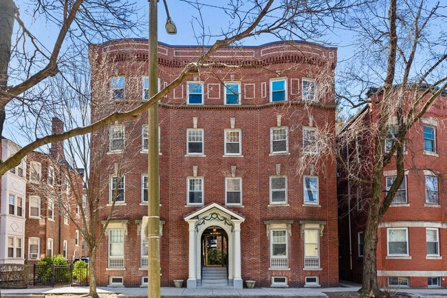 Photo - 20 Winchester St Unit 8