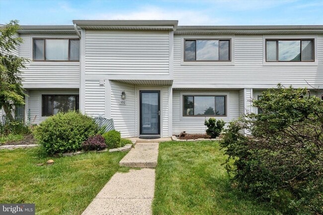 Building Photo - 102 Revere Dr Rental