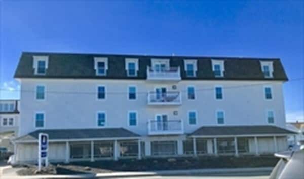 Photo - 45 Hull Shore Dr Unit 110