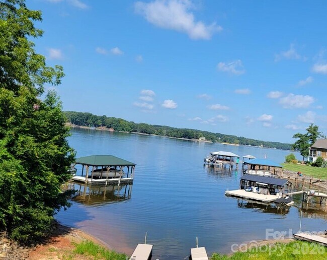 Photo - 137 Fern Haven Ln