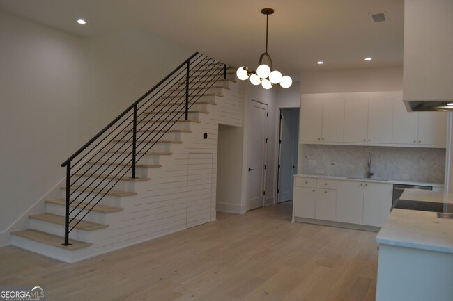 Photo - 370 2nd St