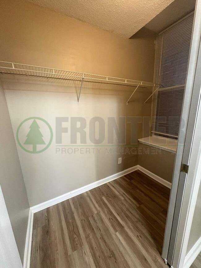Photo - 1717 S Tucker Blvd Unit 1717 S Tucker Blvd A