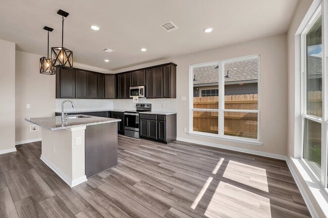 10104 Bethlehem Ct