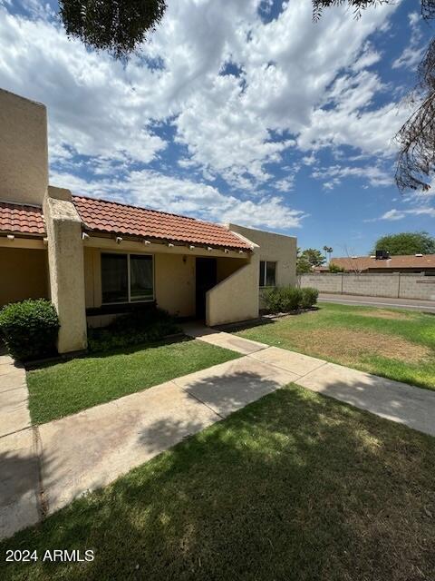 Photo - 4450 W Solano Dr S Townhome
