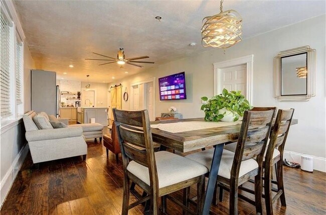 Photo - 104 Leah St Unidad 2