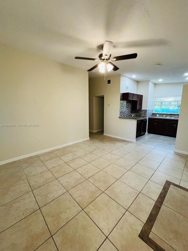 Photo - 501 Carolina Ave