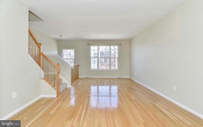 Photo - 21757 Brondesbury Park Terrace Townhome