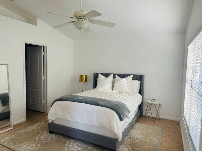 Photo - "Charming 3-Bedroom Oasis with 2 Full Baths in Riverview – Your Ideal Home Awaits!"