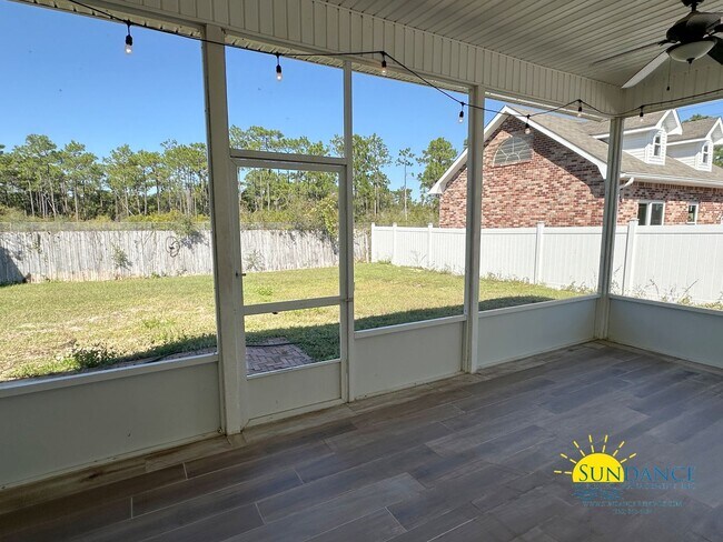 Photo - Stunning 3 Bedroom Home in Navarre!