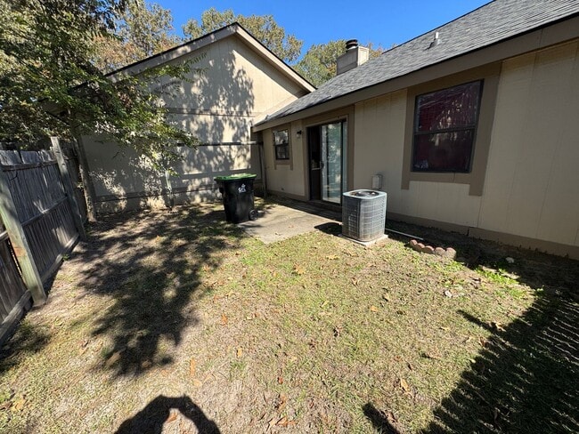 Photo - 240 Tallulah Trail