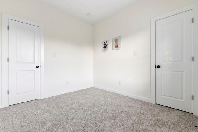 Photo - 6417 Eastland St