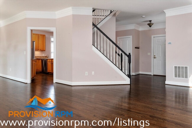 Photo - 618 Cypress Ln