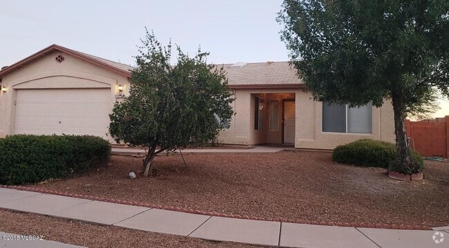 Building Photo - 10192 E Hummingbird Meadow Way Rental