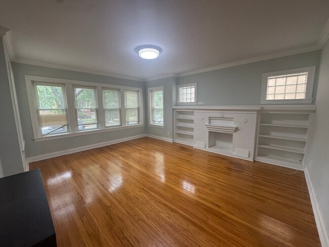 Photo - 5405 N Sawyer Ave