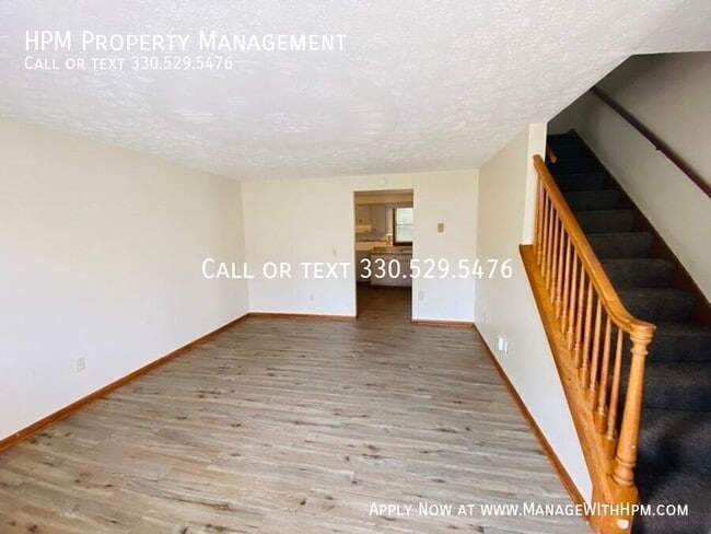 Photo - 5877 Portage St NW