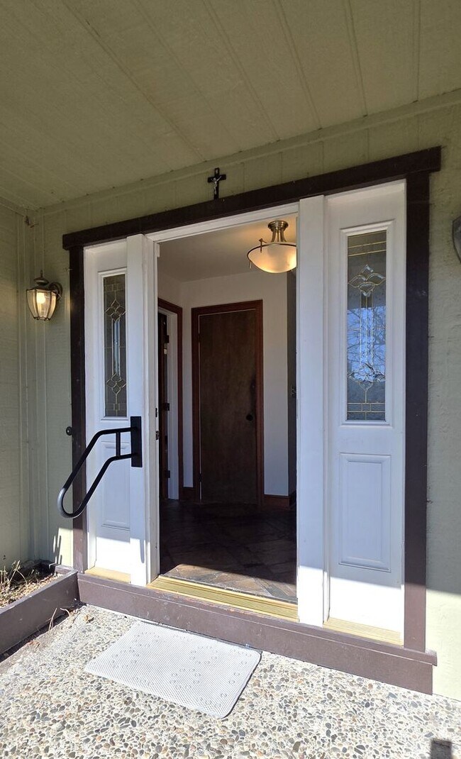 Photo - Fabulous Moraga 4bd+den/3ba Property with Stunning Views & Pool/Spa