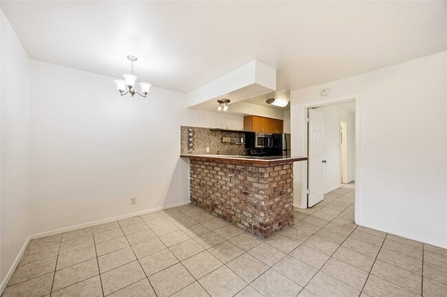 Photo - 4321 Hazard St Unidad 2