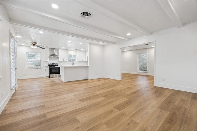 Photo - 4947 Cheena Dr