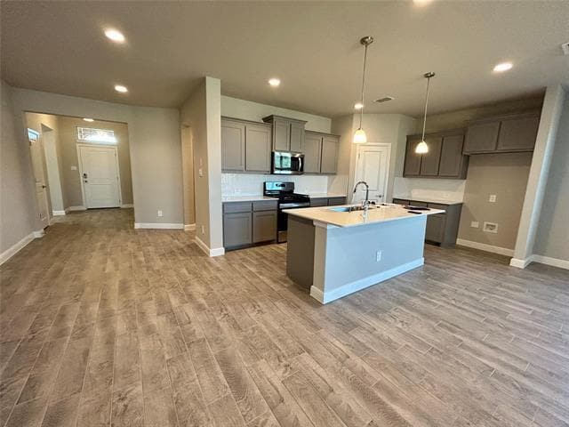 Photo - 16012 Bronte Lane