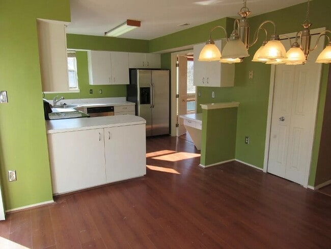 Photo - 7734 Chatfield Ln