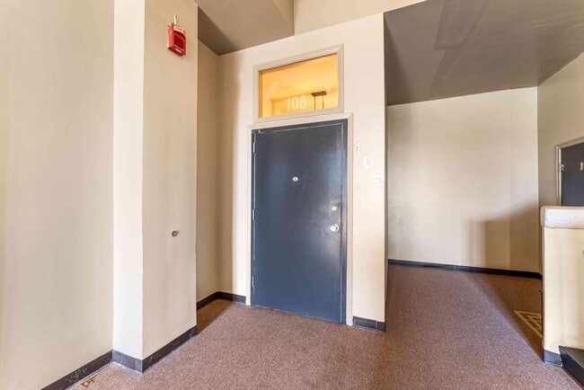 Photo - 523 N Bertrand St