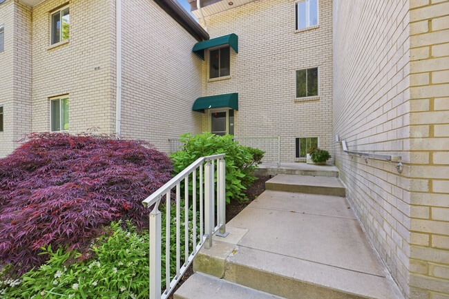 Photo - 7 Rockford Rd