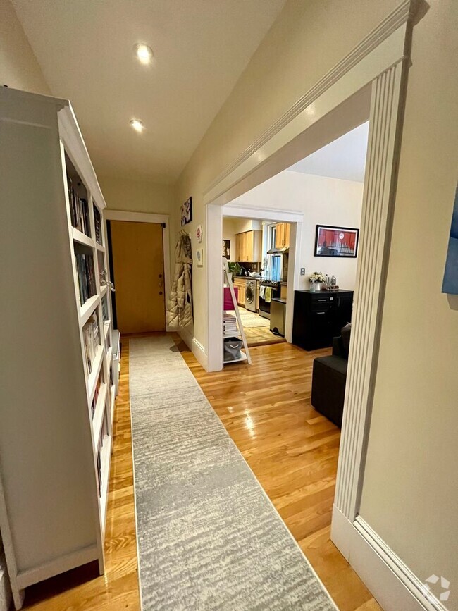 Building Photo - Central Brookline Location, Parking Includ... Rental