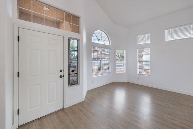 Photo - Beautiful 4BR / 3BA Corner-Lot Home with Designer Finishes