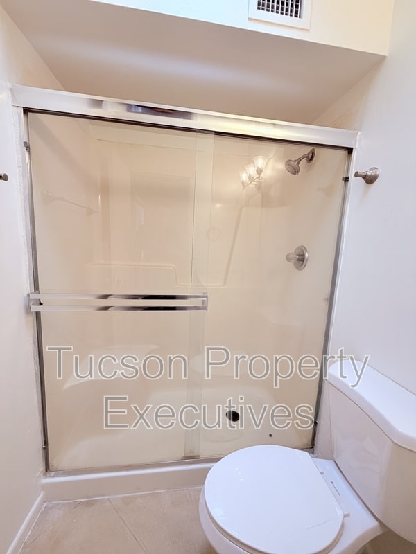 Photo - 1328-P1328 W Pennington St