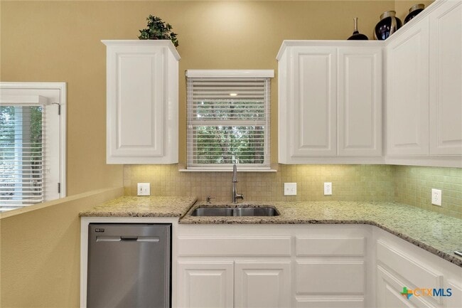 Photo - 2204 Garden Ct