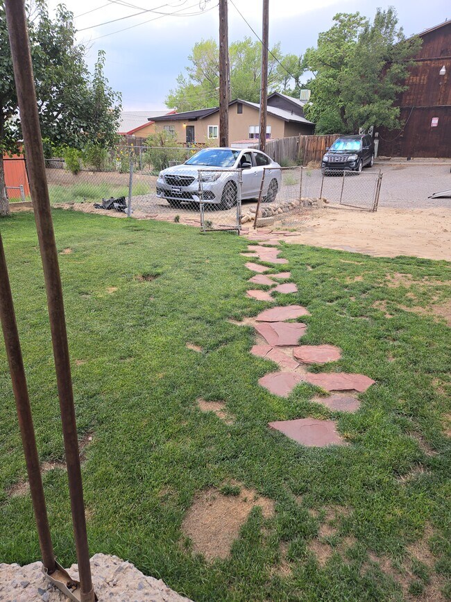 Photo - 511 N Behrend Ave