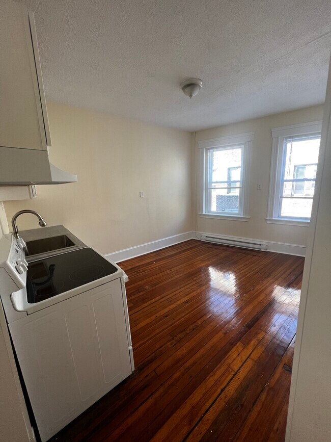 Photo - 884 Huntington Ave Unit 7