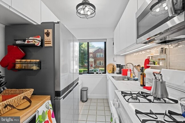 Photo - 3901 Tunlaw Rd NW Unit 506