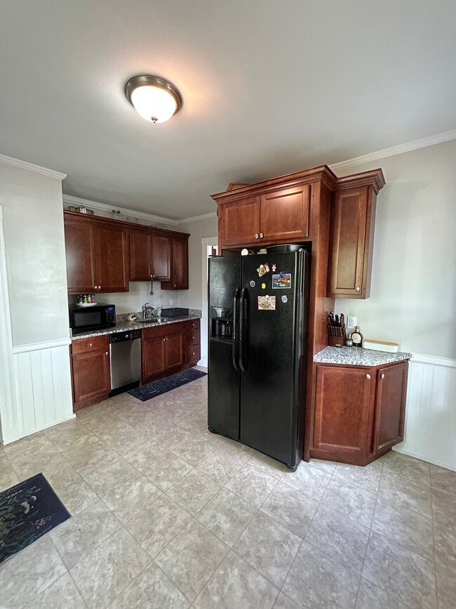 Photo - 109 Warren St