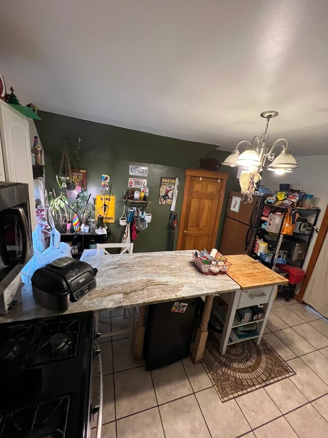 Photo - 39 Farquhar St Unit 3