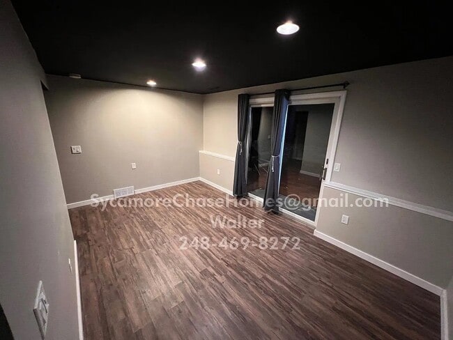 Photo - 2912 Canarsie Dr