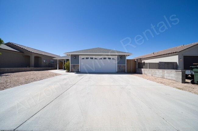 Photo - MODERN COMFORT IN PRIME LOCATION