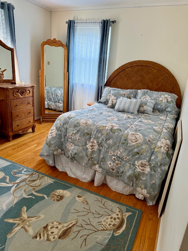 Photo - 519 Sylvan Way