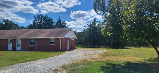 Building Photo - 4085 Falling Creek Rd Rental