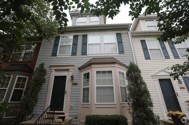Building Photo - Available -Spacious 2 Car Garaged Townhome...