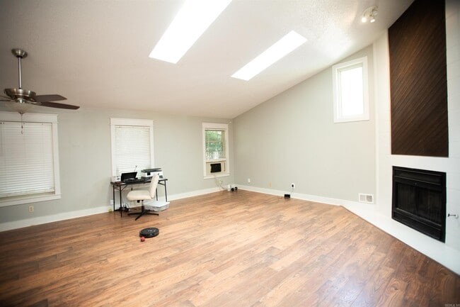 Photo - 14112 High Point Dr