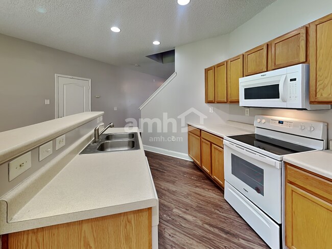 Photo - 312 Lameshur Ln