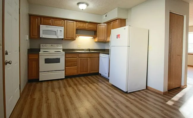 Photo - 2649 Sandbury Blvd