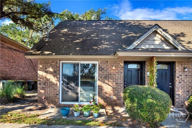 Photo - 102 W Magnolia Ave