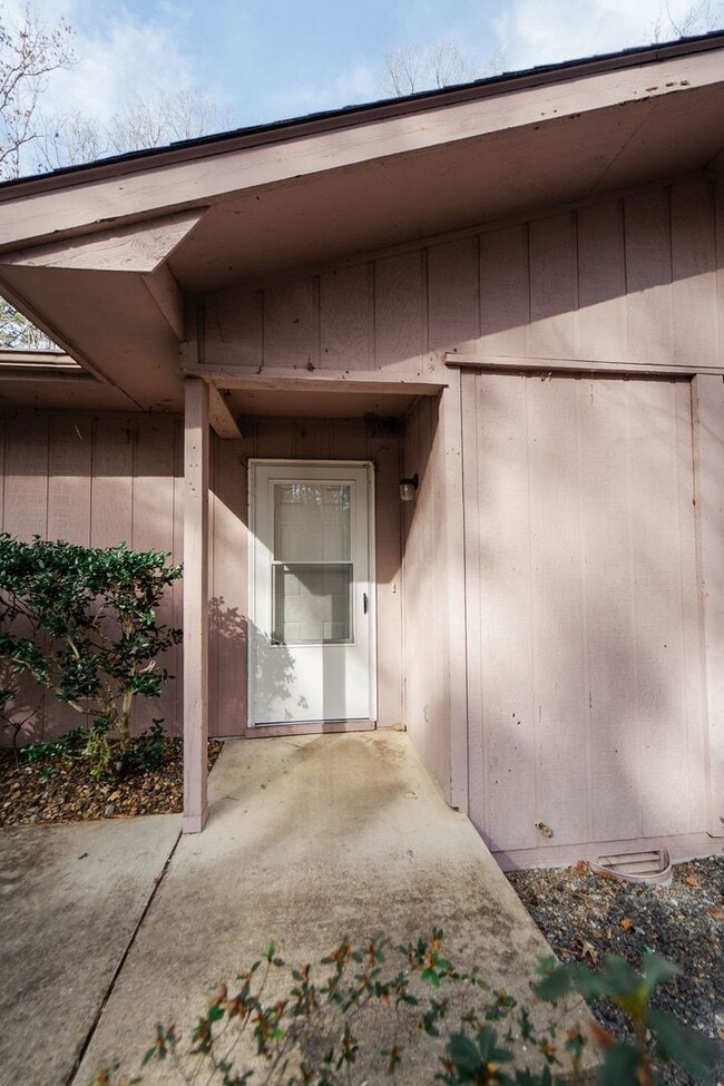 Photo - 2 bed, 2 bath new paint and refrigerator