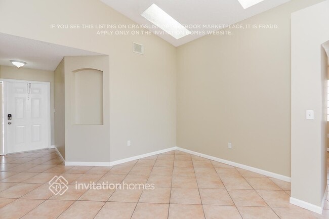 Photo - 16575 NW 10th St